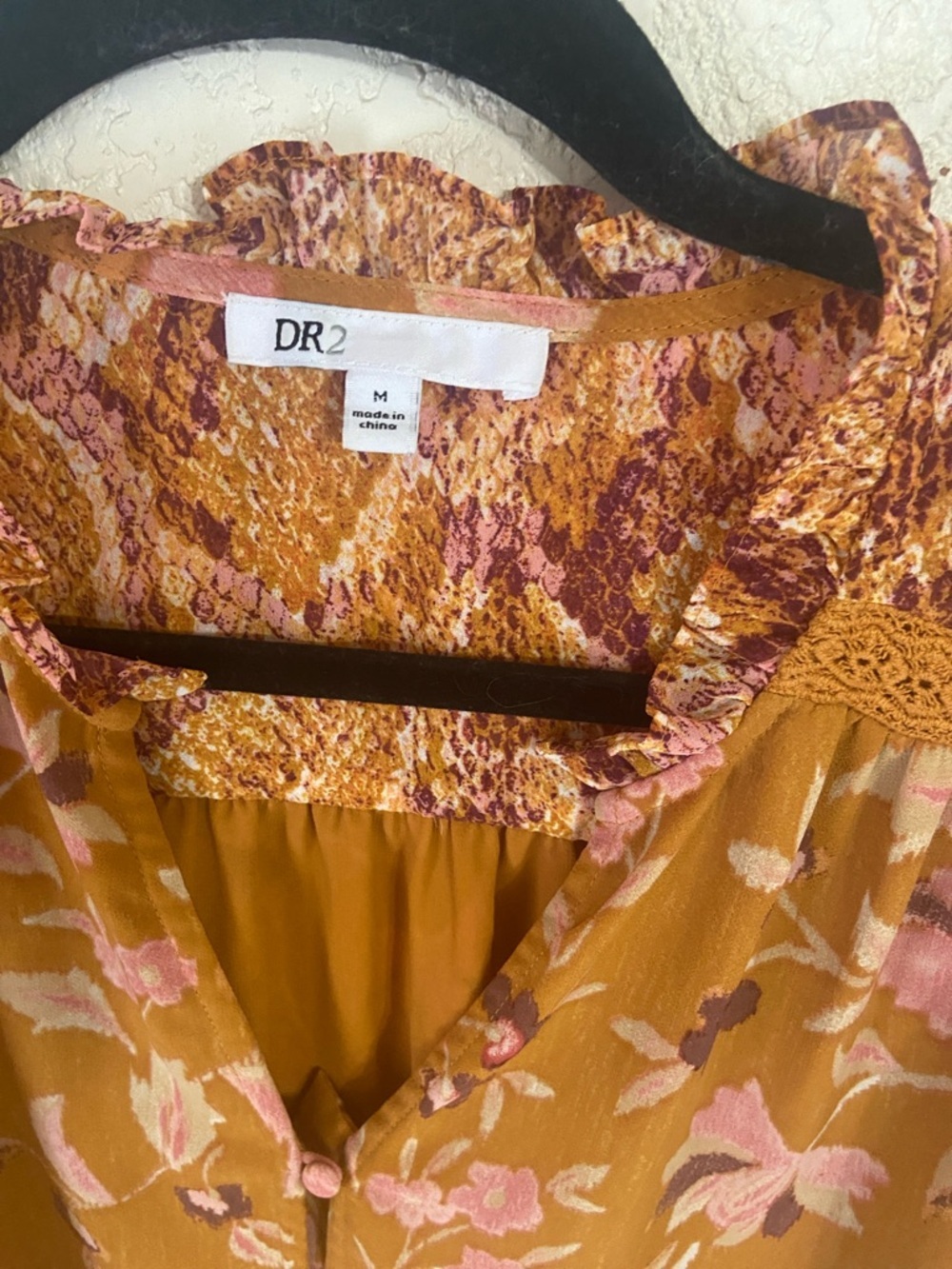 DR2 Floral Blouse - Picture 3 of 6